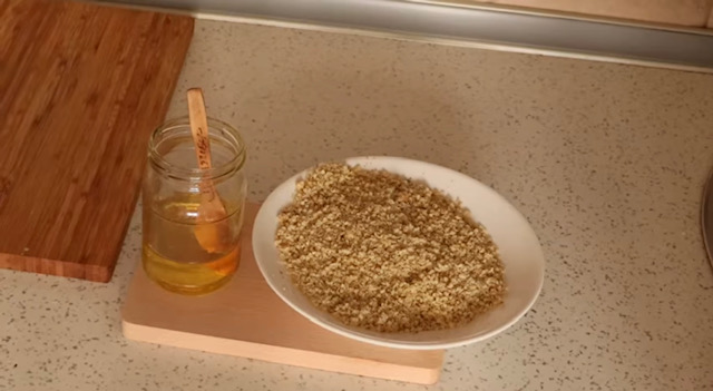 орехи и мед комбинация