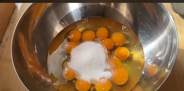 яйца със захар