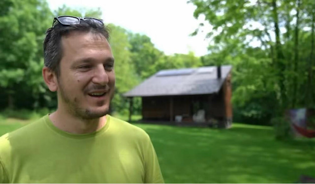  Мъж еко къща 