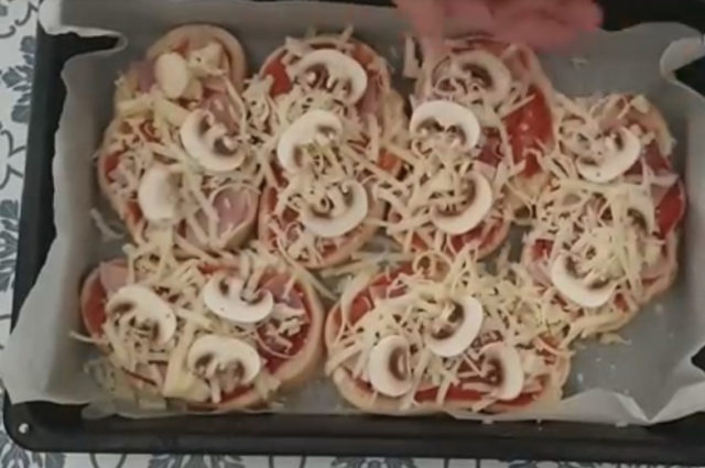 пица сандвичи на фурна