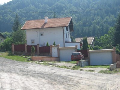 Ани Салич къща