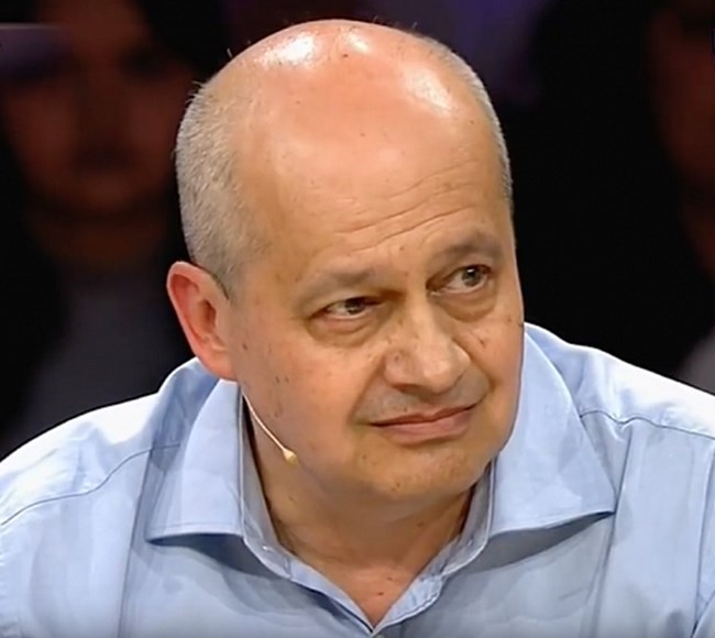 Стоян Петров