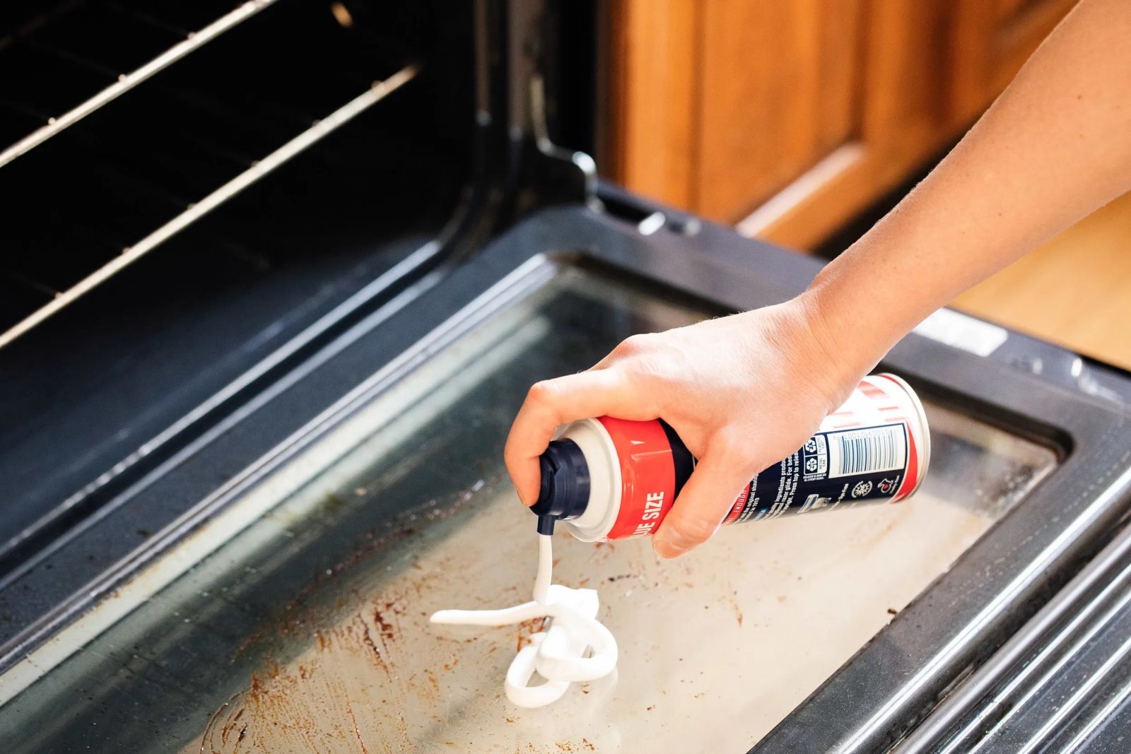 трик почистване фурна