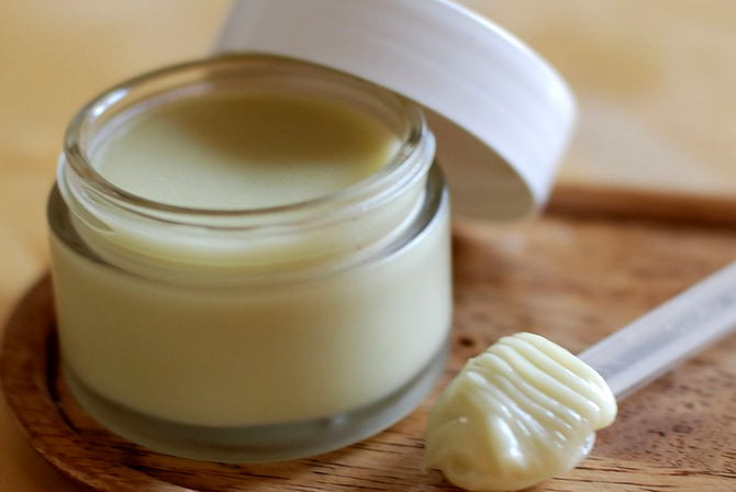  крем за лице с восък 