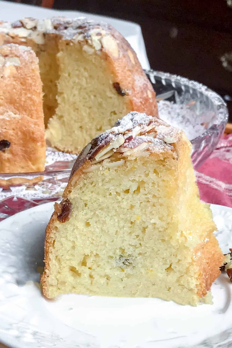 отрязан кекс