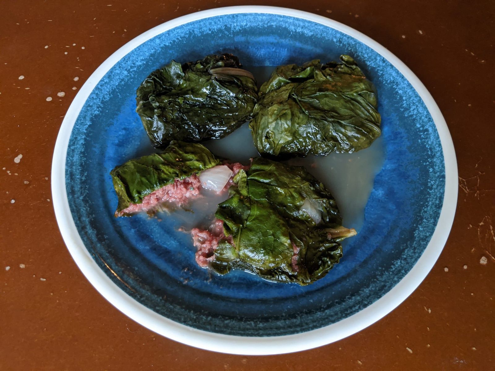 пълнени листа таро
