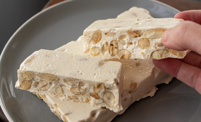 бадемови бисквити