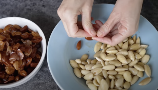 белени бадеми