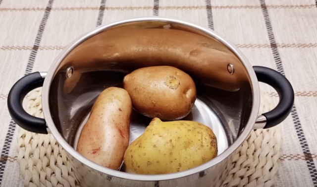 картофи с кората
