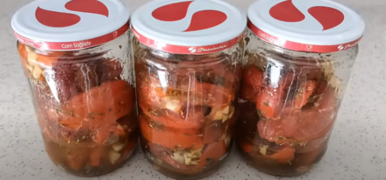 сушени домати в буркани