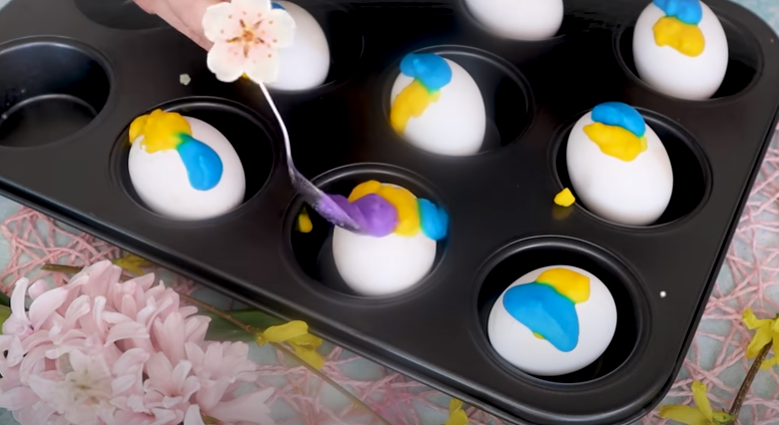 боядисване яйца метод