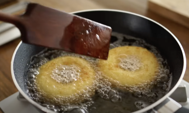 картофено-лучени понички