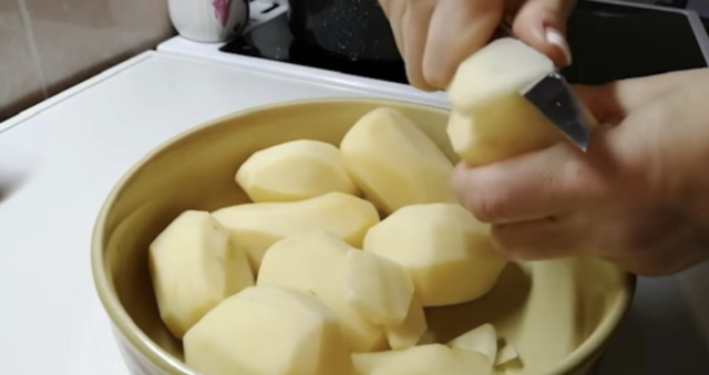 обелени картофи