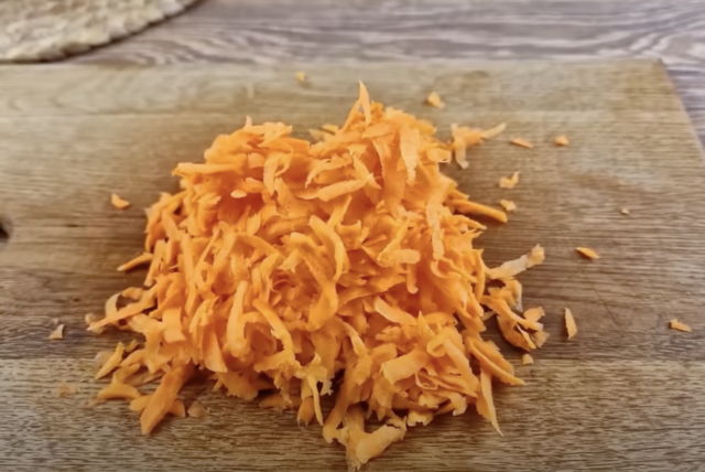  настърган морков 