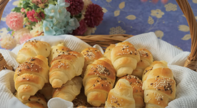 изпечени кифлички