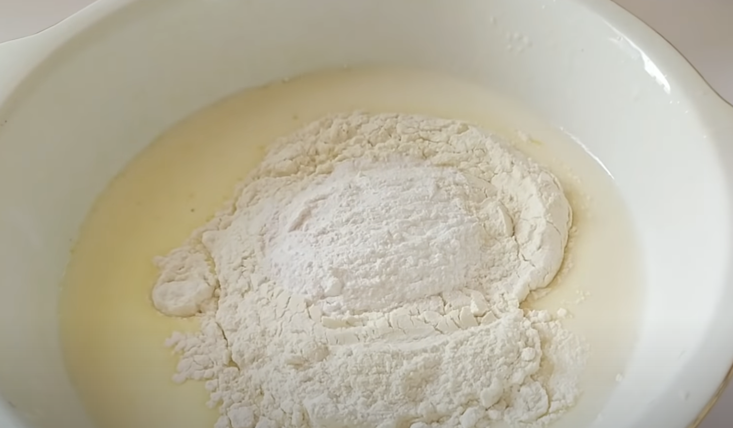 брашно в тесто