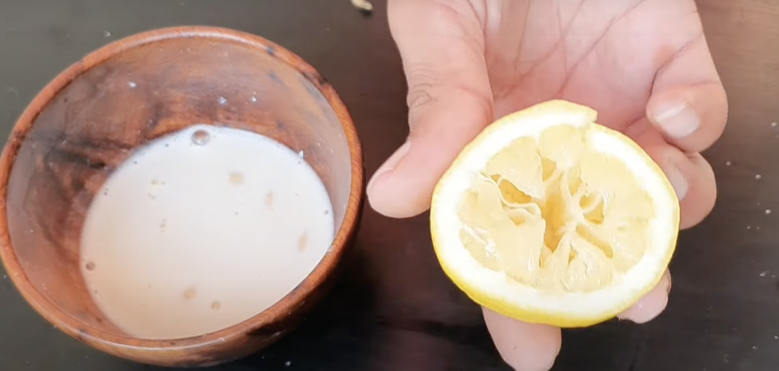 половин изцеден лимон
