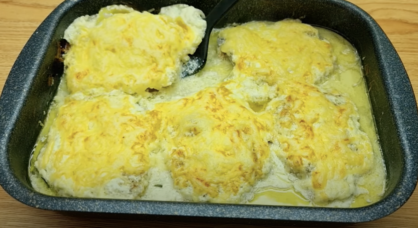  сочно свинско с горчица 