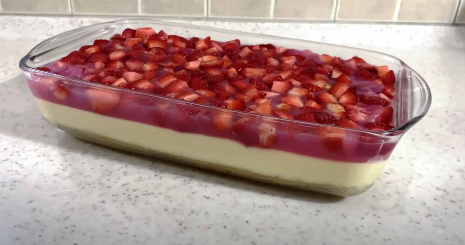 ягодов десерт без печене