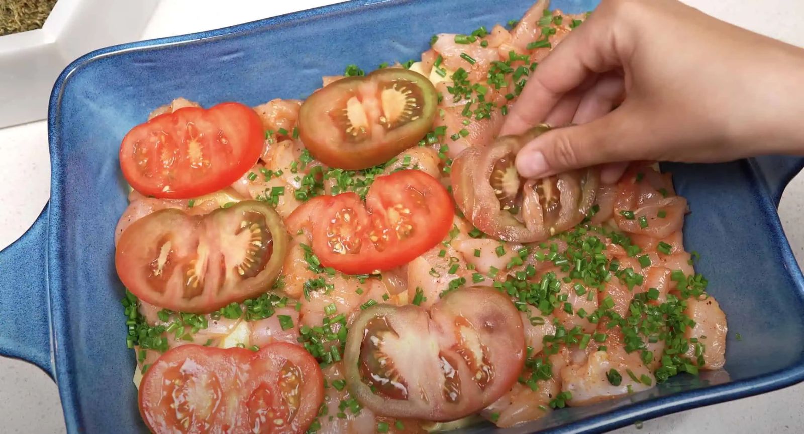 кръгчета домат