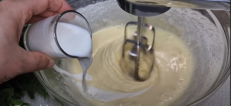 мляко в тестото