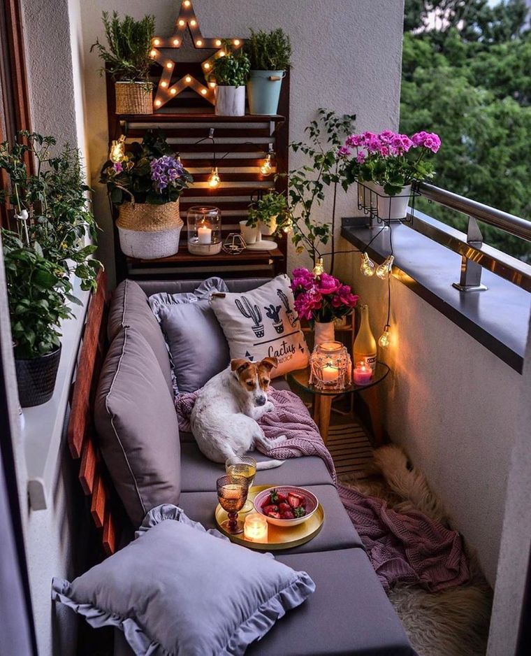 романтичен балкон възглавници