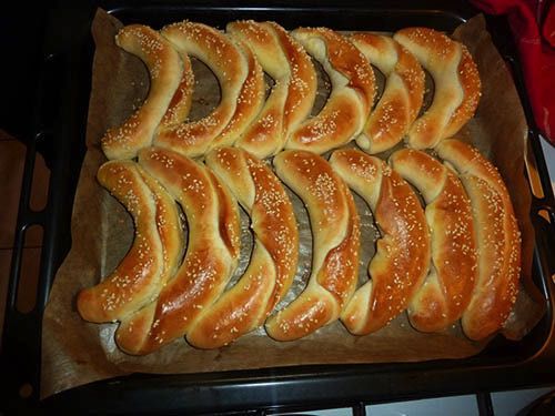 чеснови кифли