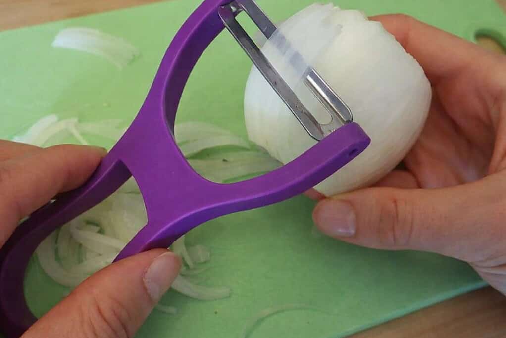 рязане на лук с белачка