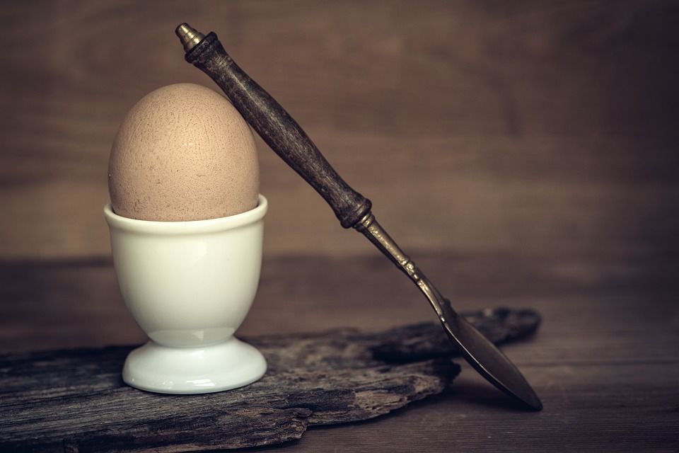 яйце с черупка