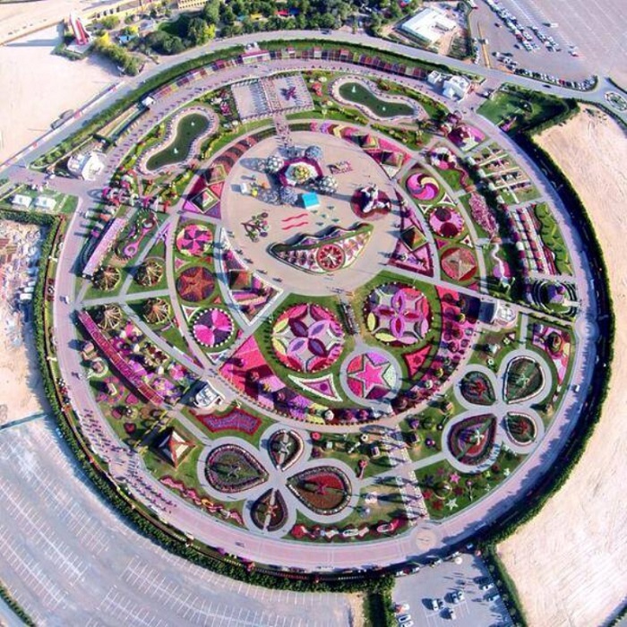 цветен парк в Дубай