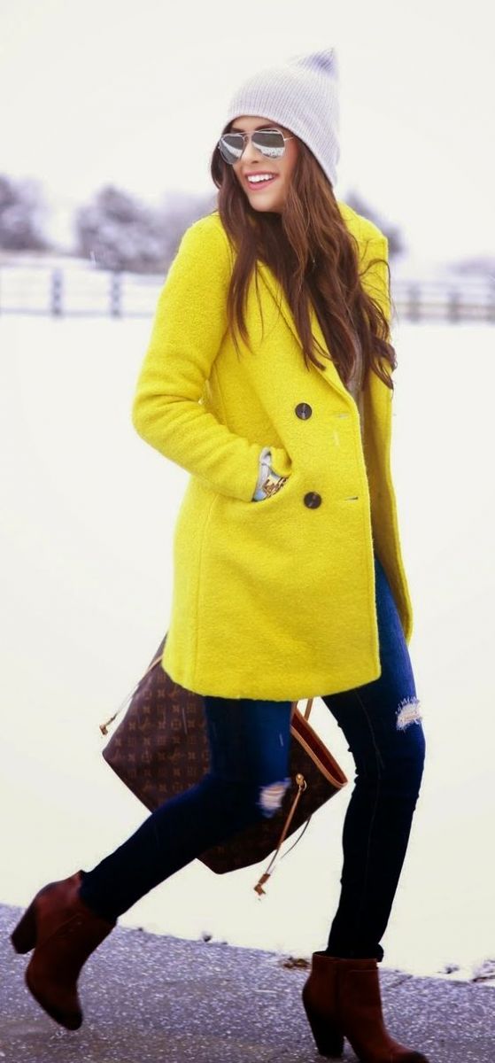 Yellow Snowfall Coat, Grey Knit Sweater, Ripped Jeans, Fashion Handbag, Cool Booties .: 