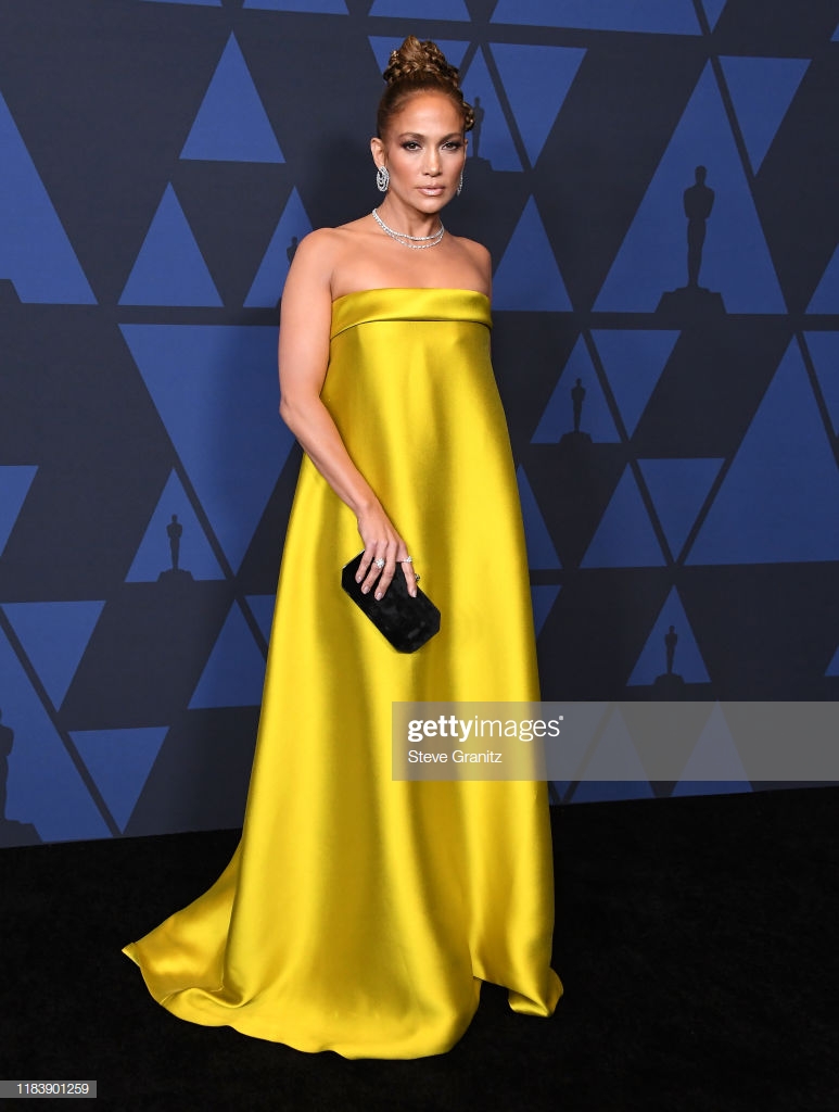 златната рокля на Джей Ло