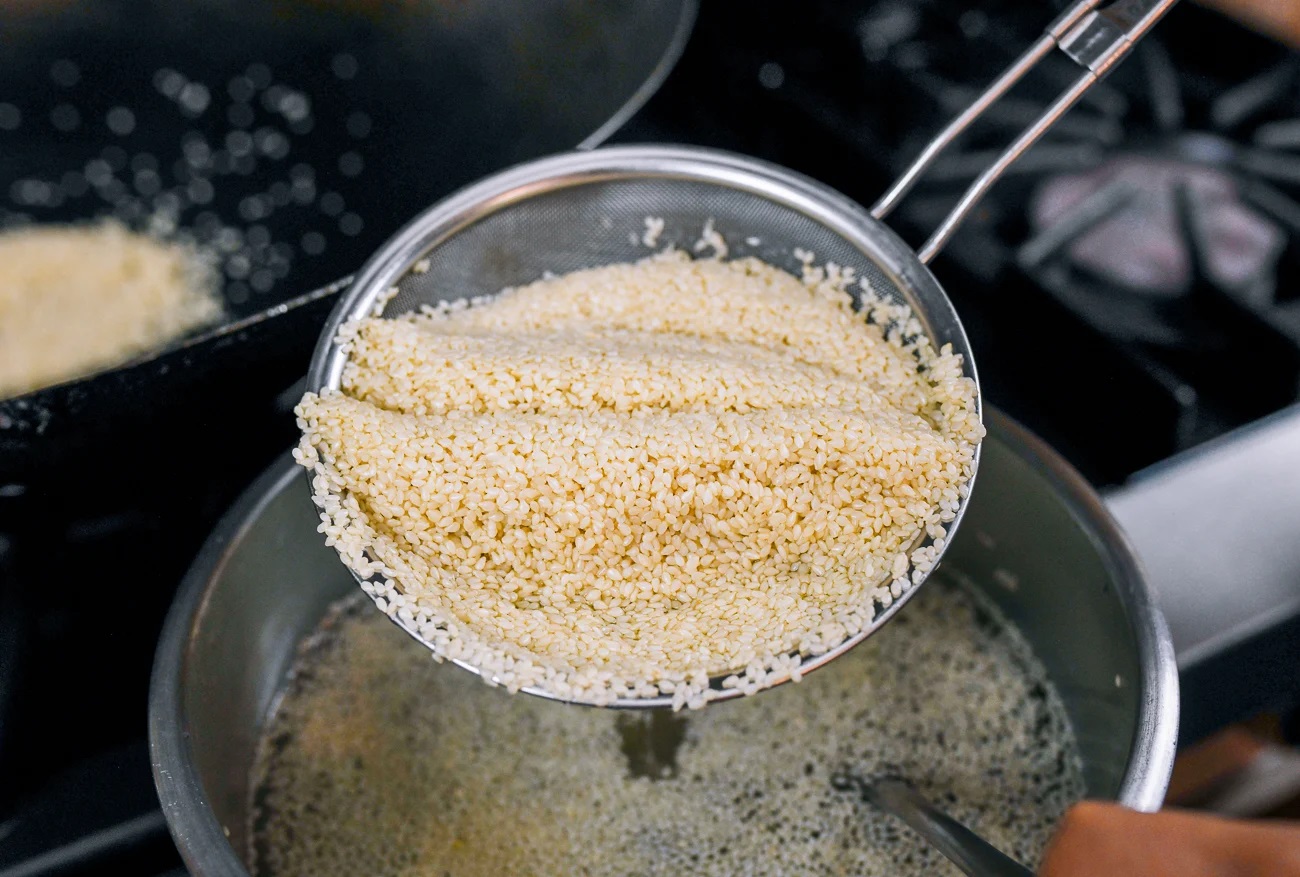 сусам в цедка