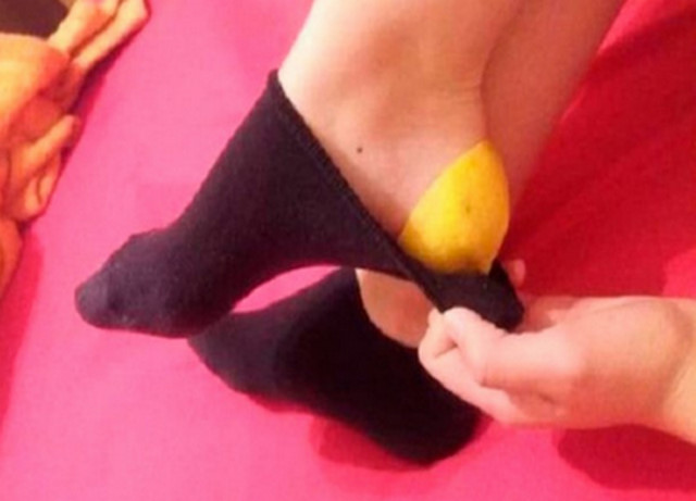 лимон в чорапа