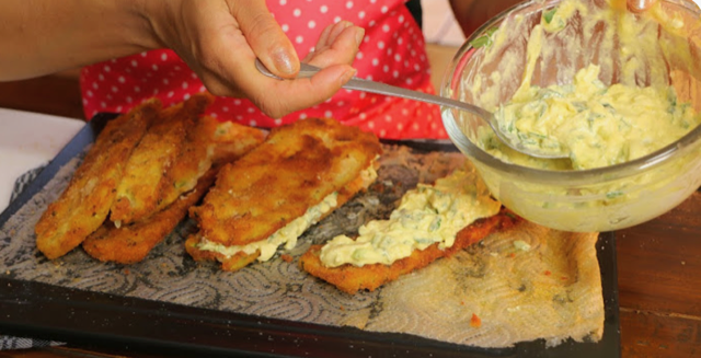  пълнени тиквички със сос 