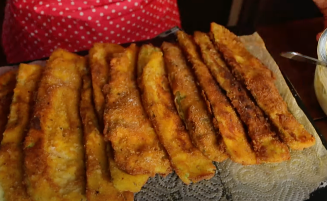  панирани тиквички 