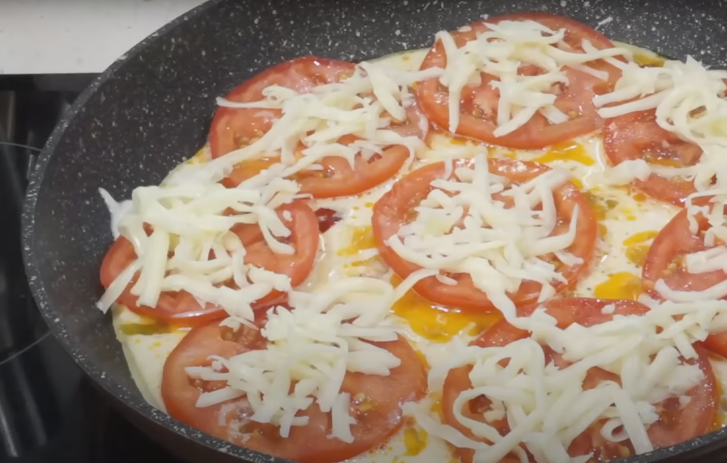  яйца със зеленчуци 