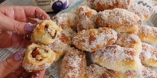 кокосови кифлички