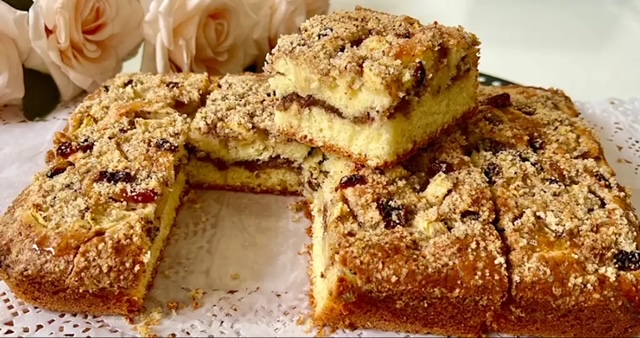  ябълков сладкиш с орехи 