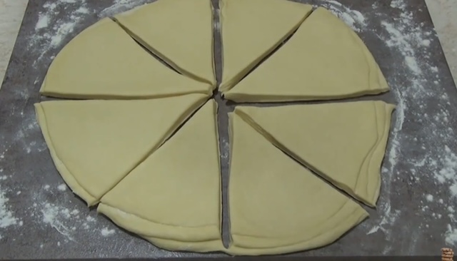 триъгълници от тесто