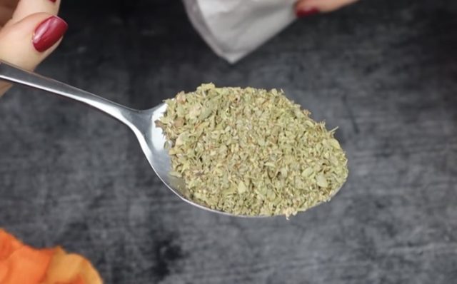oregano spoon