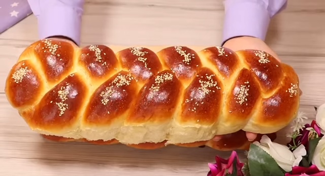 оплетен козунак