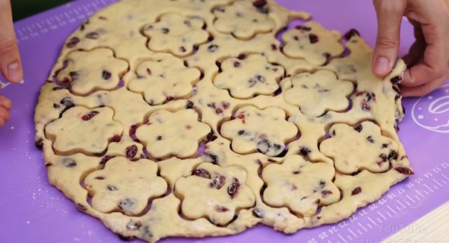 бисквити тесто