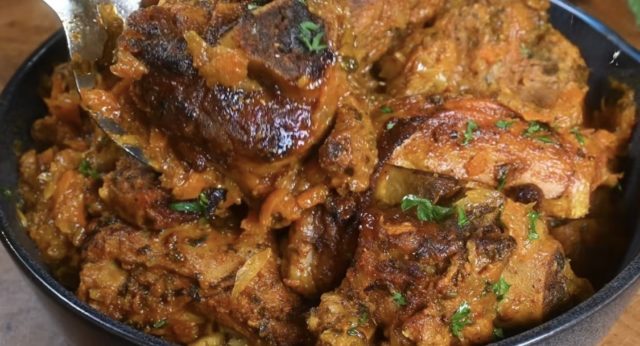 месо със зеле