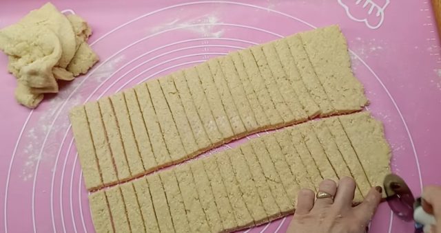 изрязване гризини