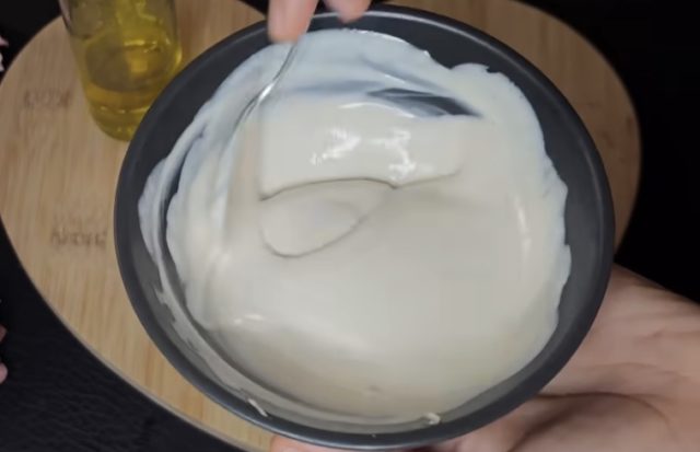 маска с мая