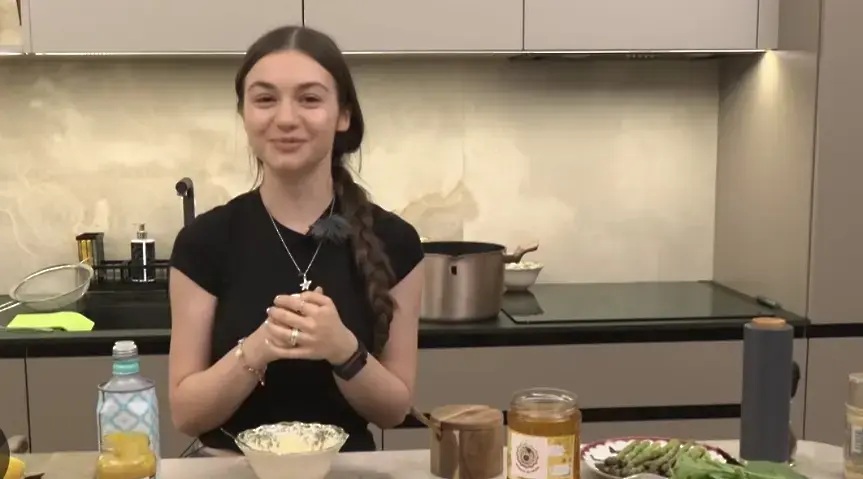 Крисия Черешката