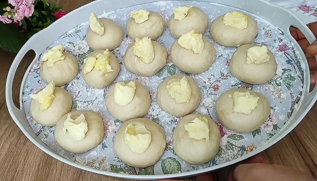 топки тесто с масло