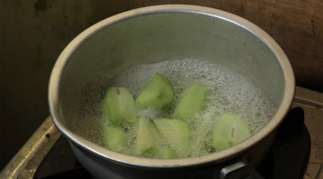 boiled apples