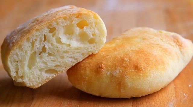 бели хлебчета